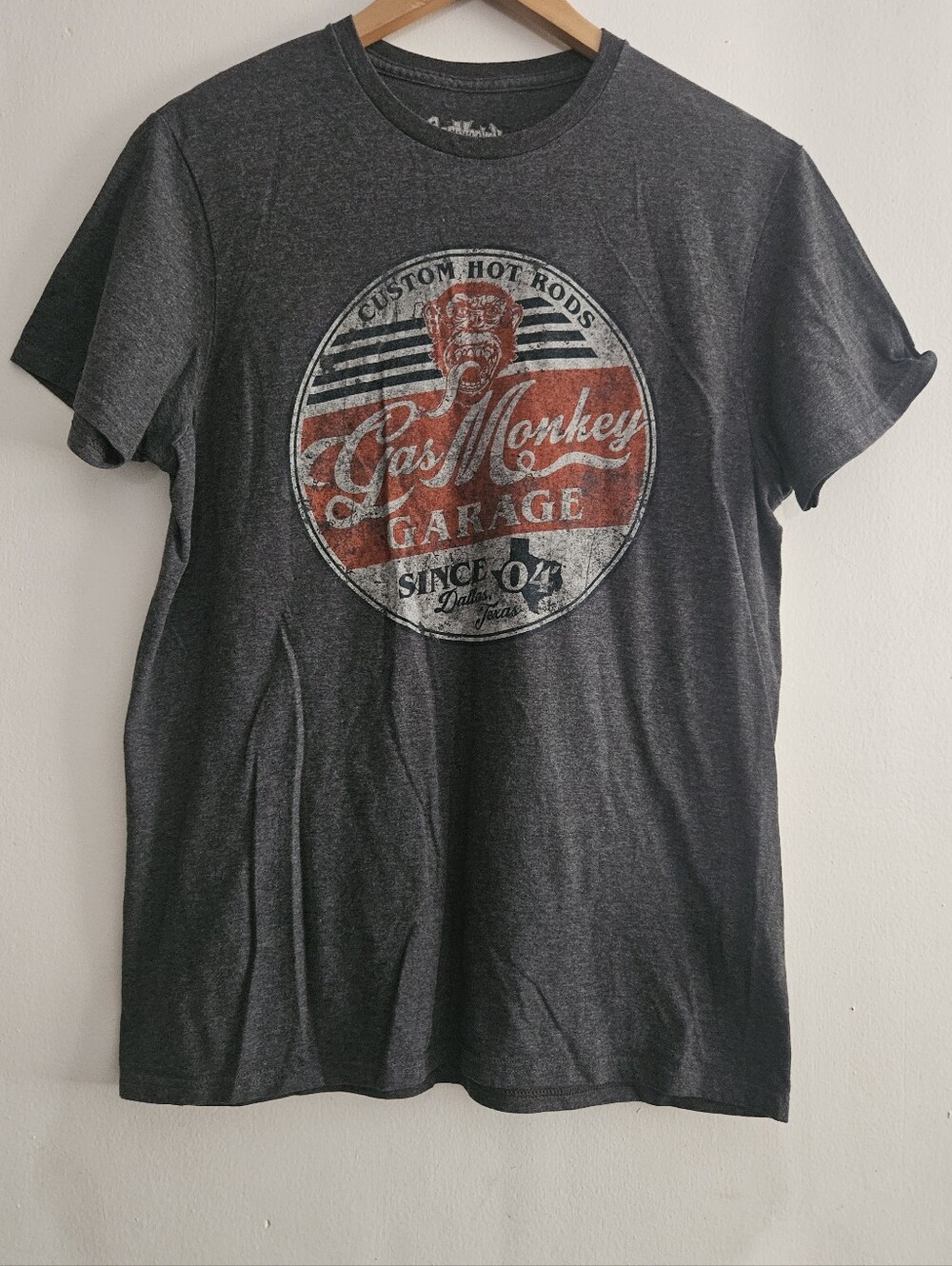 Gas Monkey Garage Men's Dark Gray Graphic Tee Medium